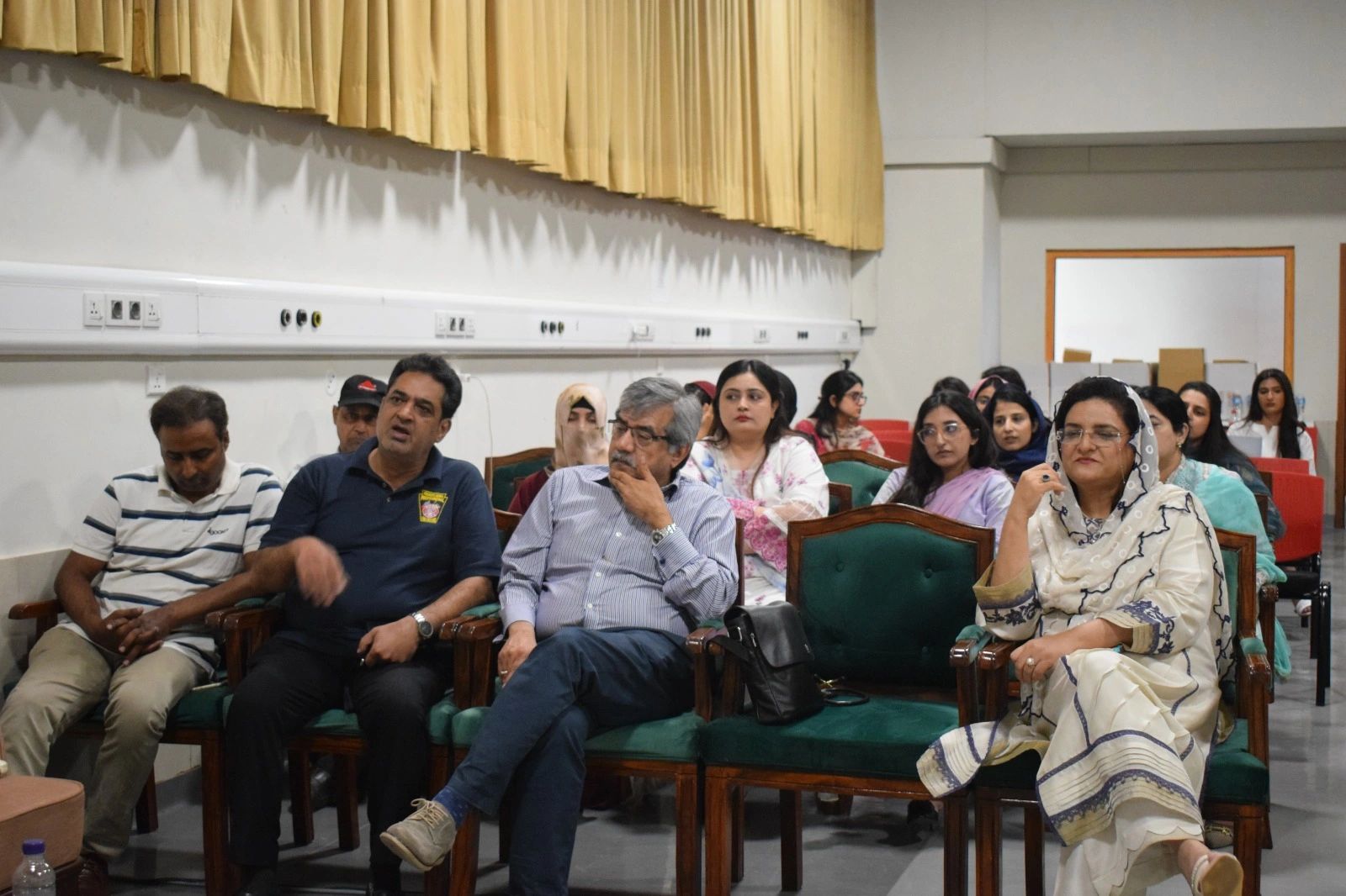 Healthcare professionals attending the PCOS/PMOS CNE session at Farooq Hospital